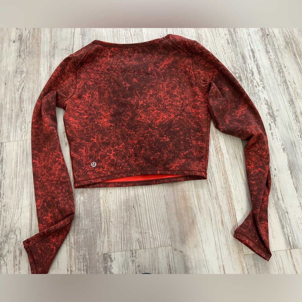 Lululemon Long Sleeve Top - Picture 5 of 9